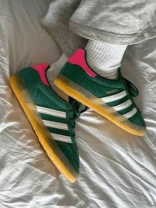 Adidas Gazelle Indoor
"Collegiate Green Lucid Pink"