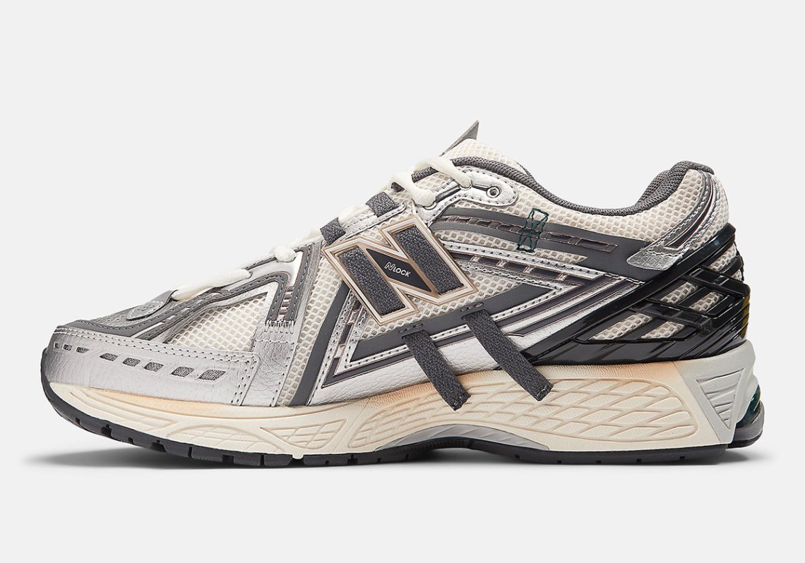 New Balance 1906A
"Tech Explosion"