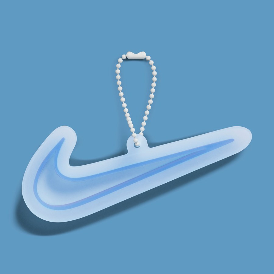 Air Force 1 Low
"UV Reactive Swoosh" (Women's)