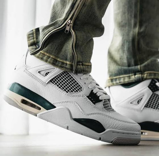 Air Jordan 4 Retro
"Oxidized Green"
