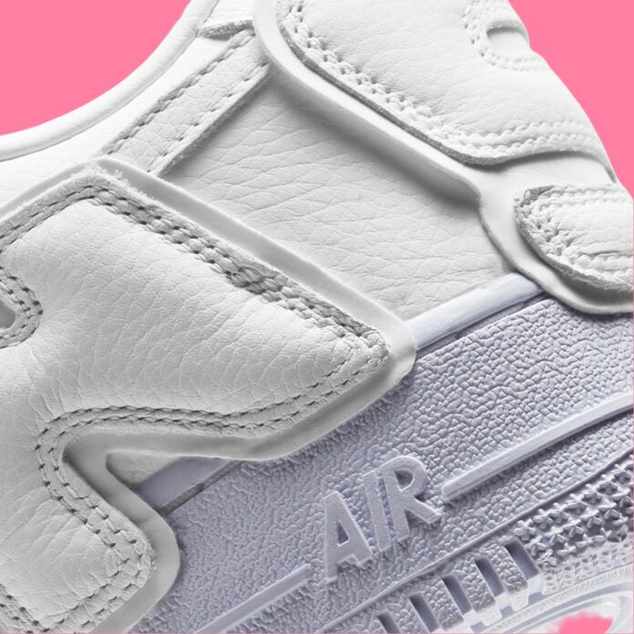 Air Force 1 Low
"Cactus Plant Flea Market White" (2024)