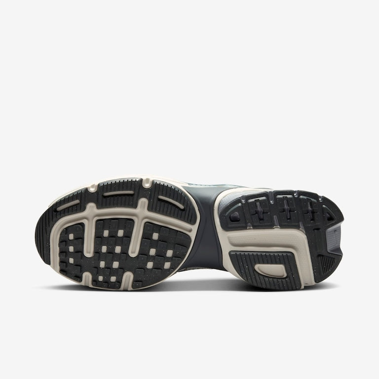 Nike V2K Run
"Pure Platinum Wolf Grey" (Women's)