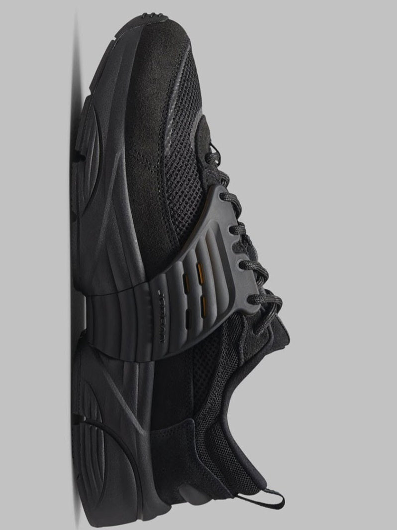 Jordan Trunner O/S "Black Cat"