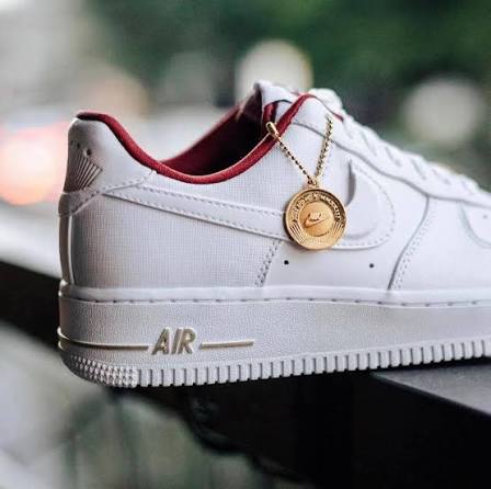 Air Force 1 Low '07 SE
"Just Do It Summit White Team Red" (Women's)