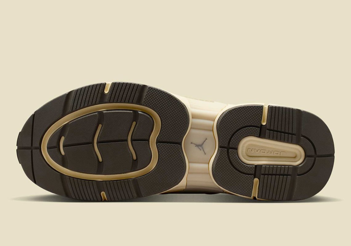 Jordan Trunner O/S "Light Orewood Brown"