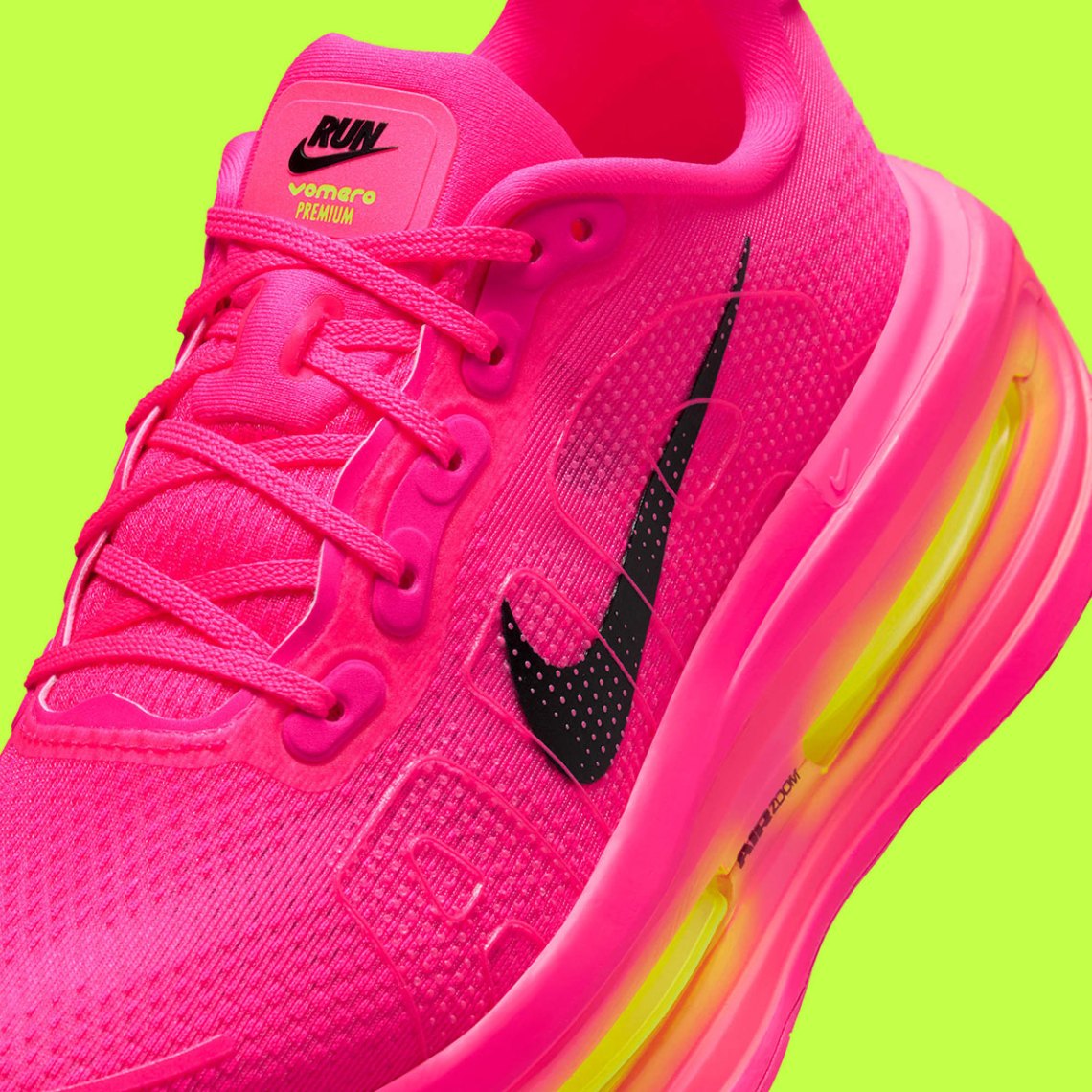 Nike Vomero Premium
"Hyper Pink" (Women's)