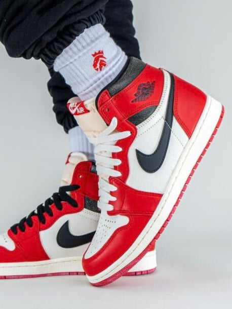 Air Jordan 1 Retro High OG
"Chicago Lost and Found"