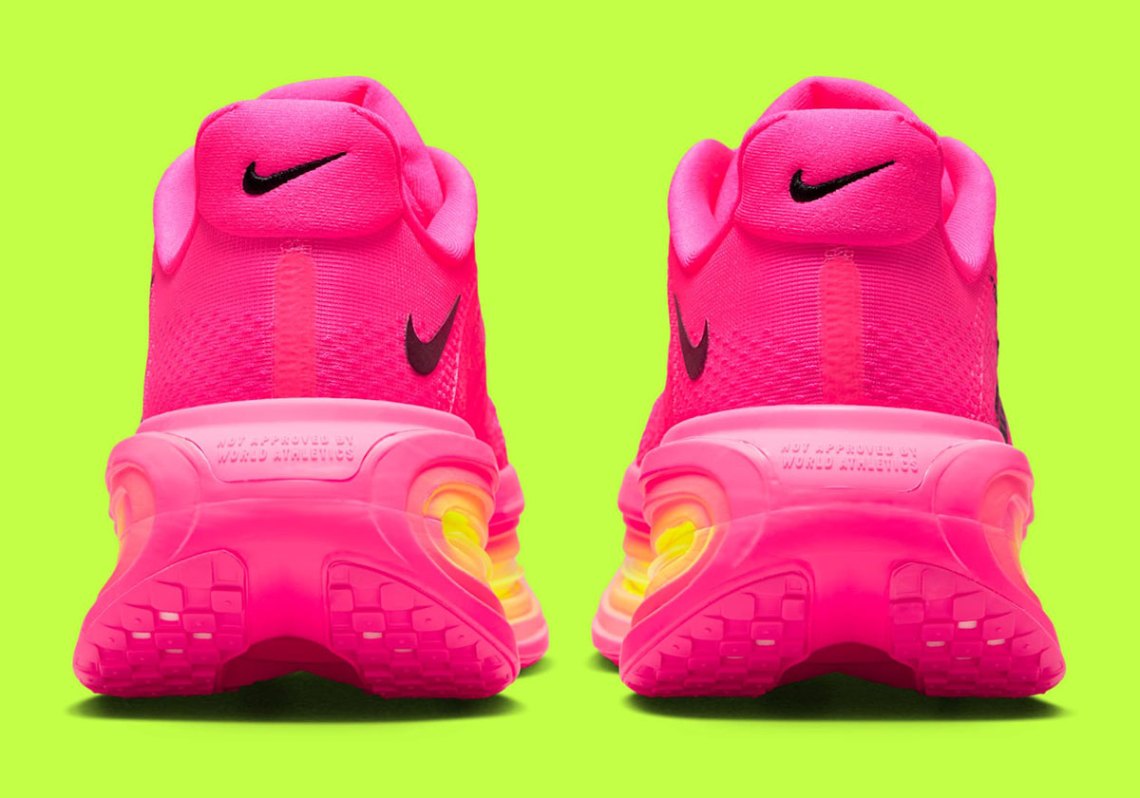 Nike Vomero Premium
"Hyper Pink" (Women's)
