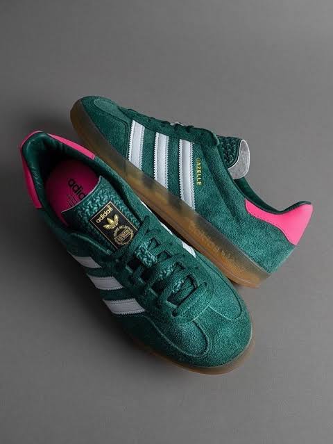 Adidas Gazelle Indoor
"Collegiate Green Lucid Pink"
