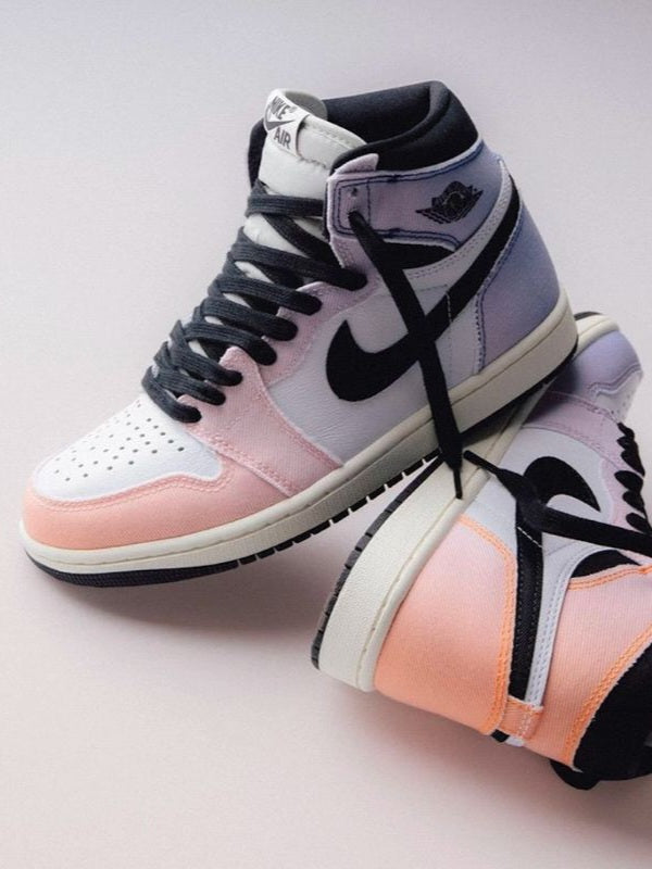 Air Jordan 1 Retro High OG
"Skyline"