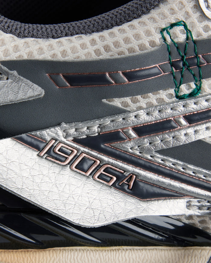 New Balance 1906A
"Tech Explosion"