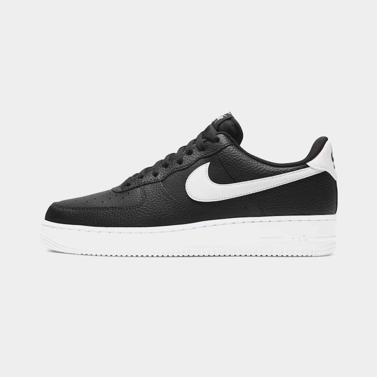 Air Force 1 Low '07 "Black White Pebbled Leather"