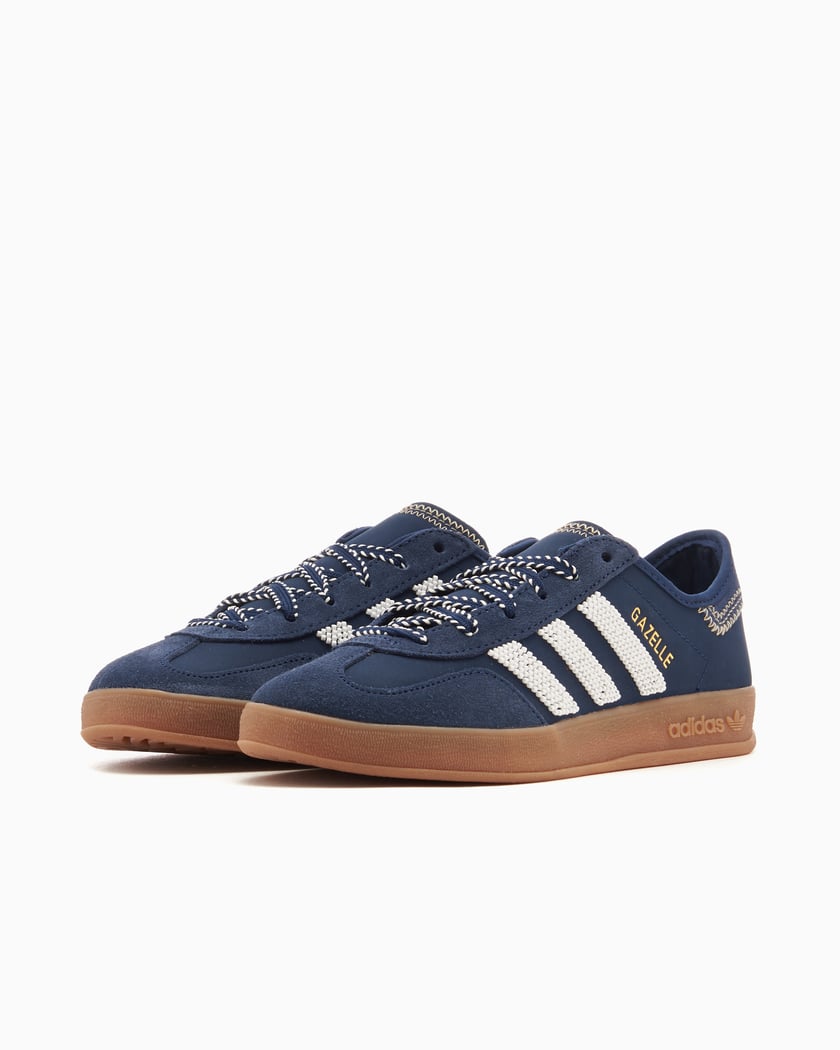 Adidas Gazelle Indoor x
CLOT By Edison Chen "Collegiate Navy"